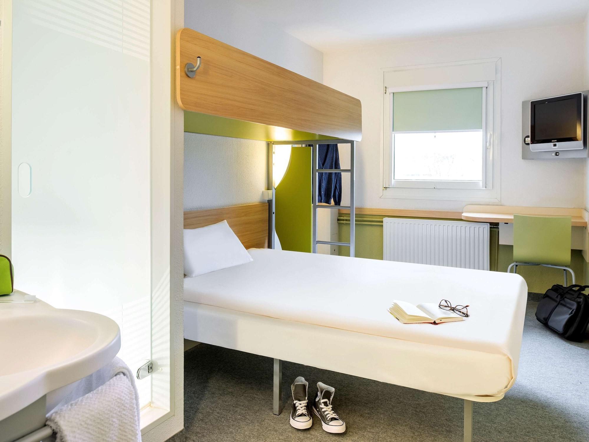Ibis Budget Montauban Les Chaumes Exteriör bild