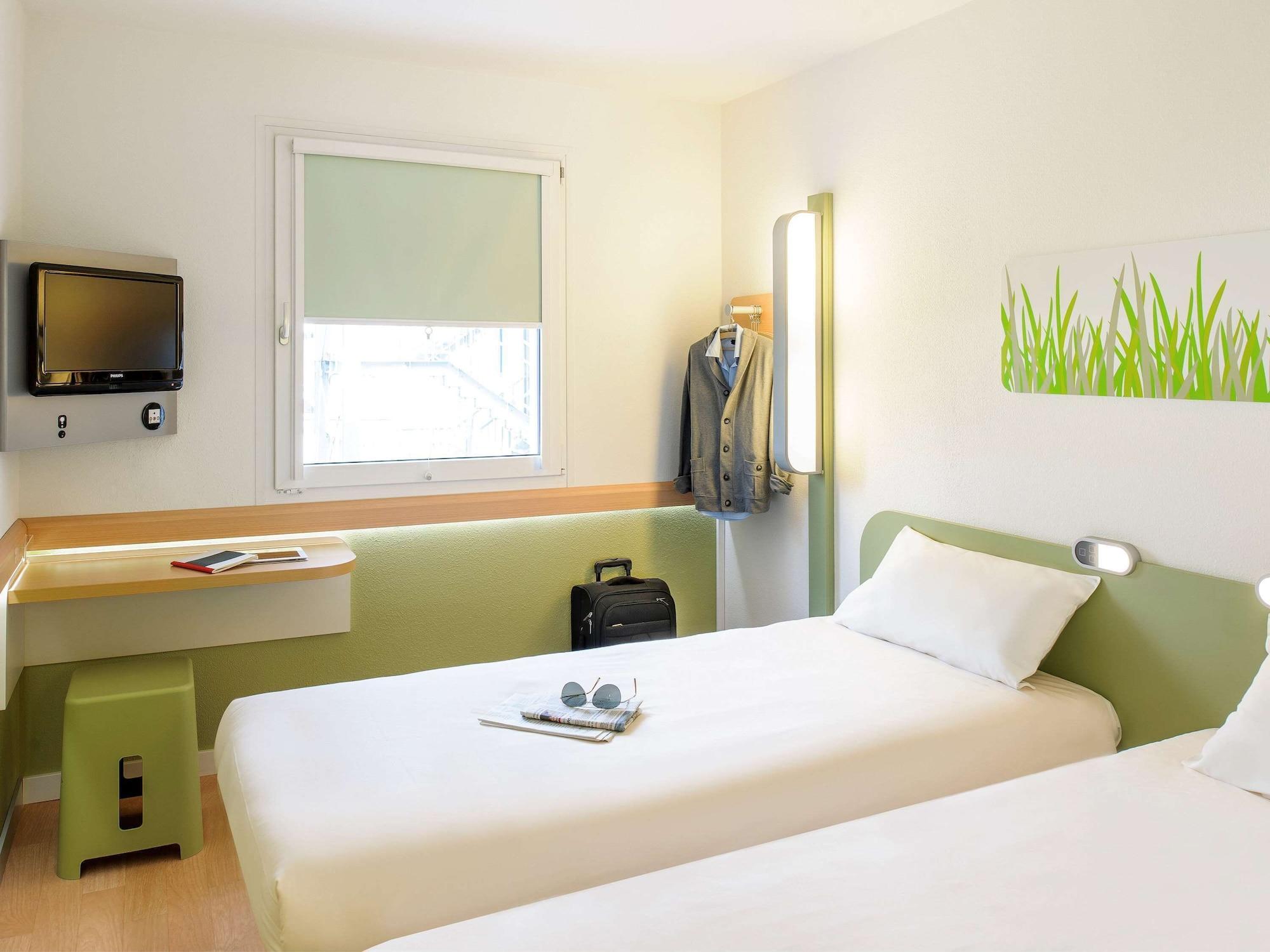 Ibis Budget Montauban Les Chaumes Exteriör bild