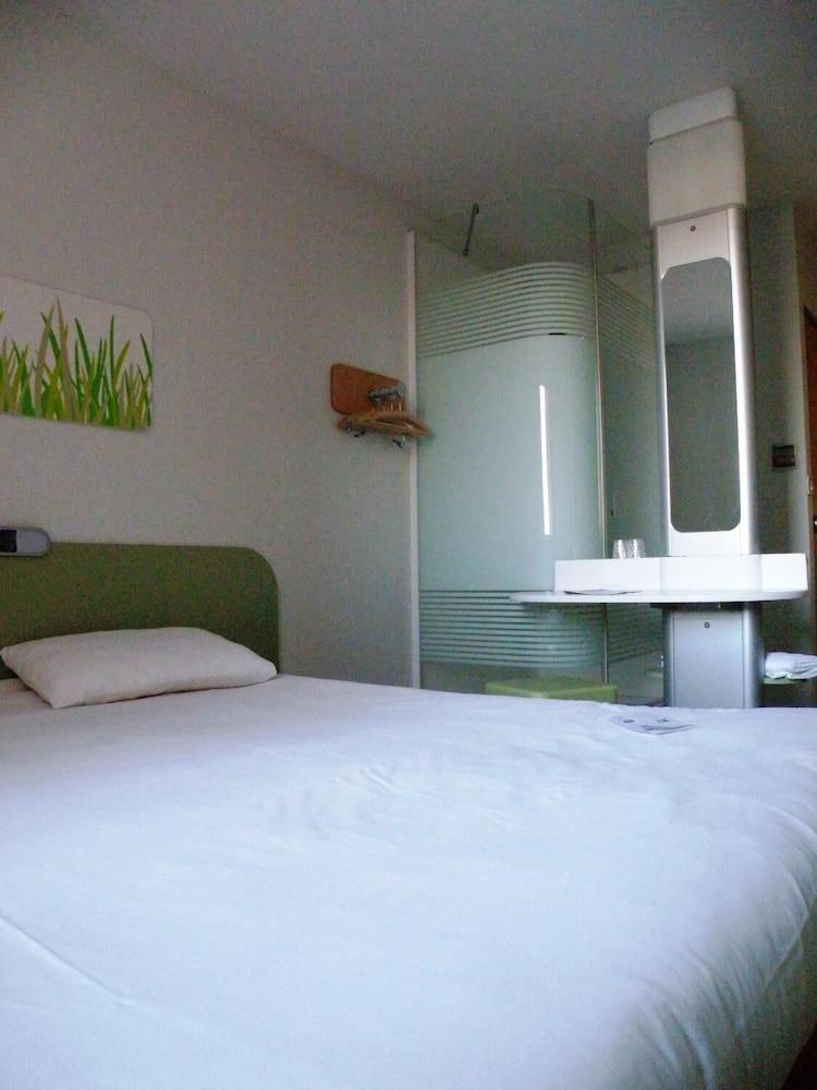 Ibis Budget Montauban Les Chaumes Exteriör bild
