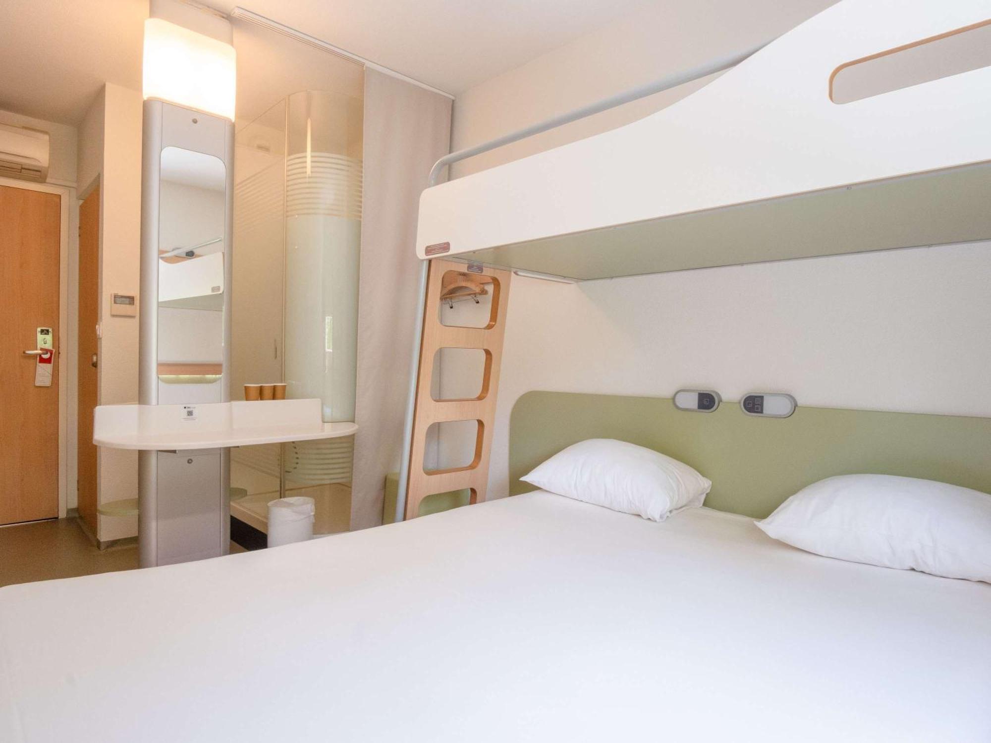 Ibis Budget Montauban Les Chaumes Exteriör bild