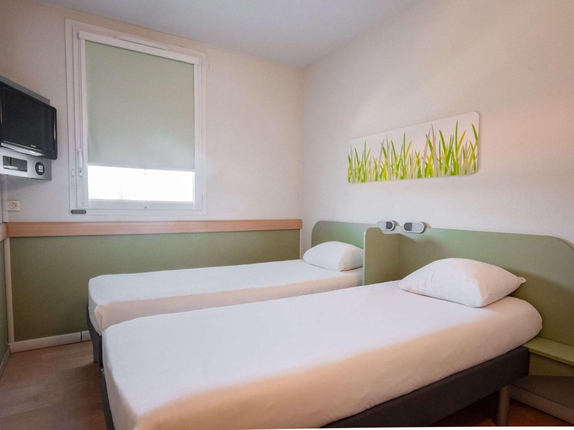 Ibis Budget Montauban Les Chaumes Exteriör bild