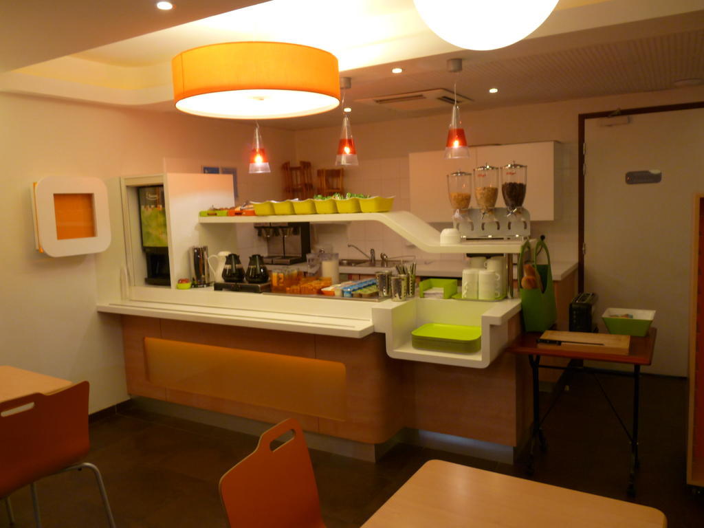 Ibis Budget Montauban Les Chaumes Exteriör bild